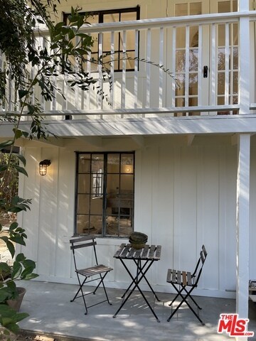 Building Photo - 412 Drown Ave