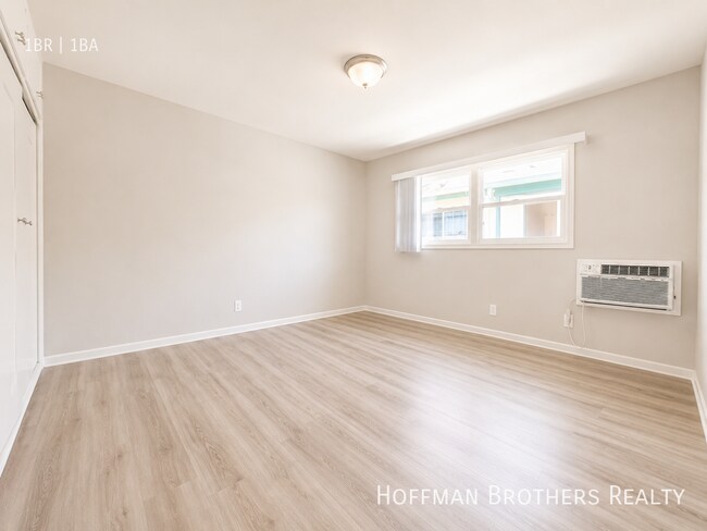 Foto del edificio - 141 N Hamilton Dr