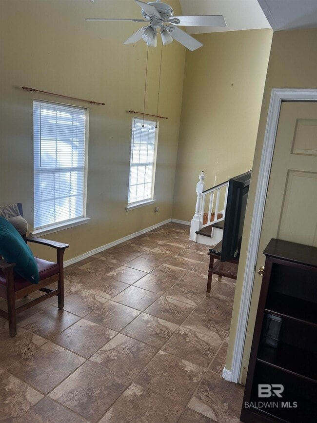 Building Photo - 22985 High Ridge Rd