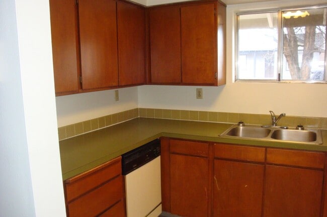 Building Photo - 234/244 11th