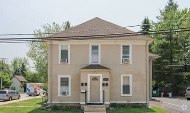 Building Photo - 109 Cary St