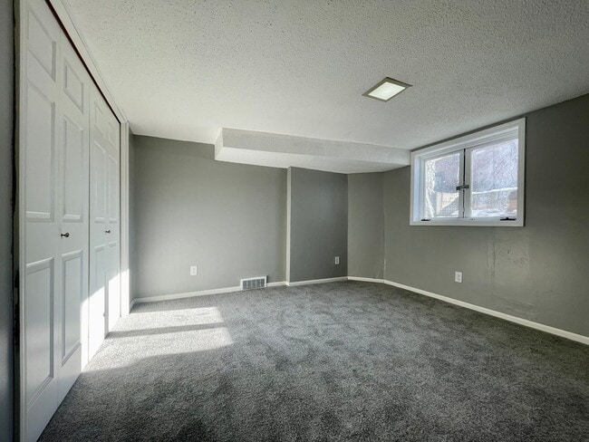 Building Photo - 1510 N 22nd Ave