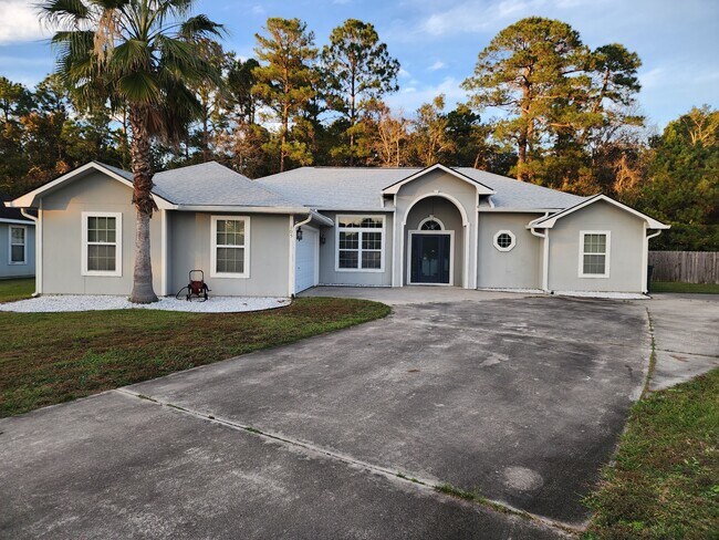 Building Photo - 105 Camellia Dr