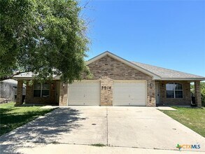 Building Photo - 5014-5205 205 Loop