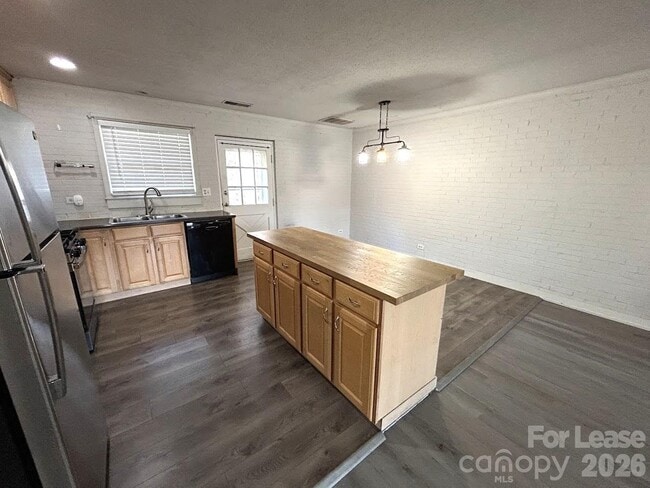 Building Photo - 3312 Circles End Cir