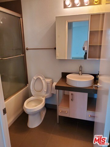 Foto del edificio - 4260 Vía Arbolada