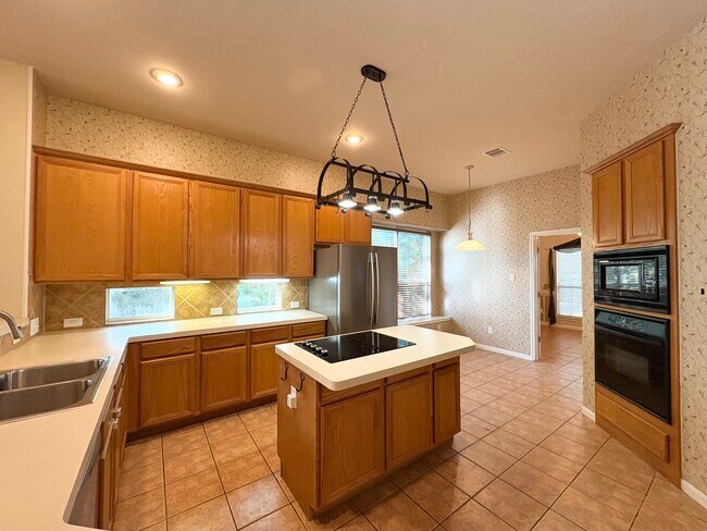 Building Photo - 1837 Maize Bend Dr