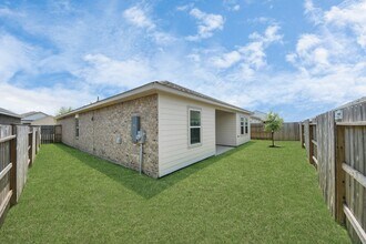 Building Photo - 10309 Malta Trce Dr