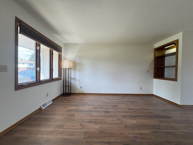 Building Photo - 7934 Daniel Ct