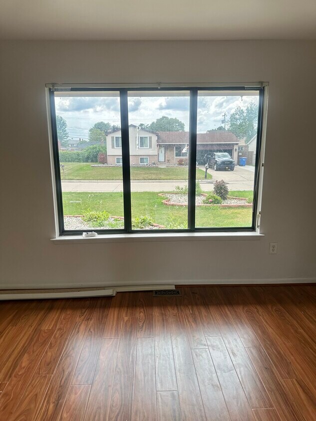 Foto principal - 29148 W Nottingham Cir