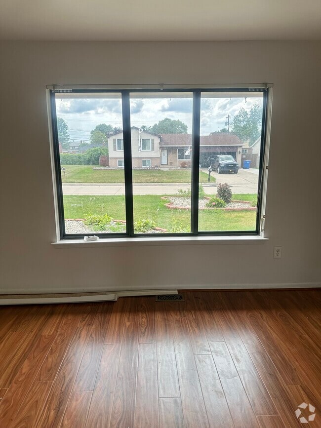 Building Photo - 29148 W Nottingham Cir
