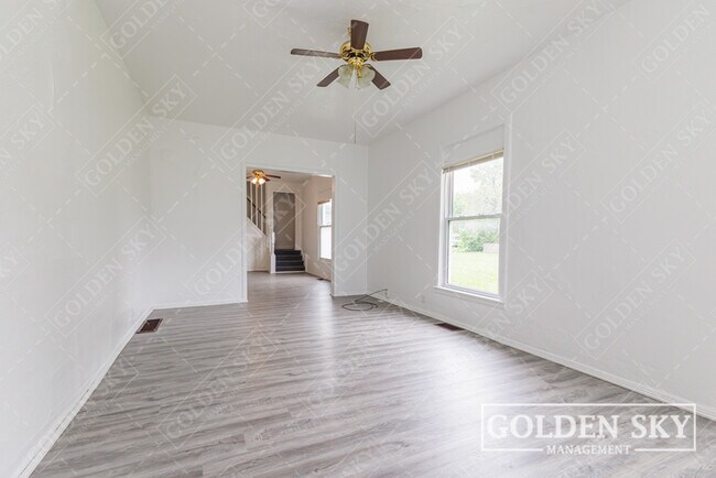 Foto del edificio - 717 N Mulberry St