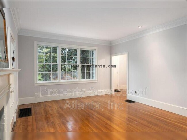 Foto del edificio - 1742 Monroe Dr NE