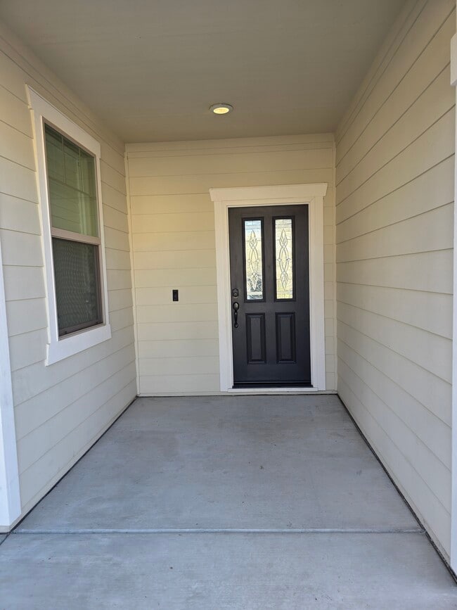 Building Photo - 1994 Newark Way