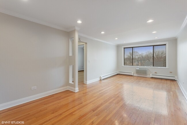 Building Photo - 6060 N Ridge Ave