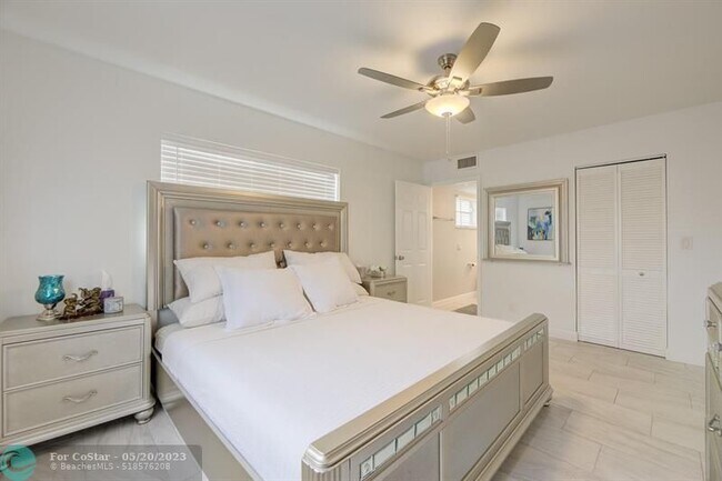 Foto del edificio - 6586 Southurst Terrace