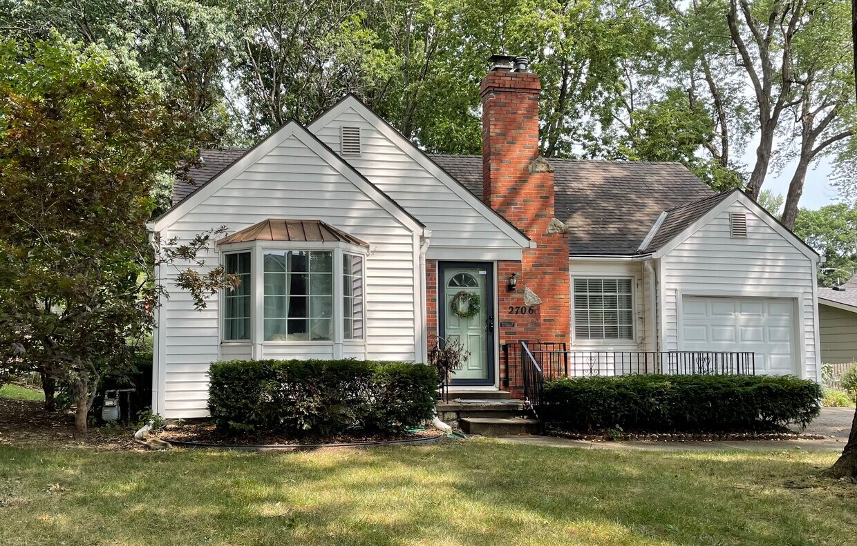 Foto principal - 2706 W 51st Ter