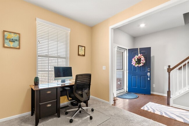 Building Photo - 2136 Wiltshire Dr