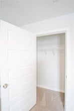 Building Photo - 492 Coconut Dr