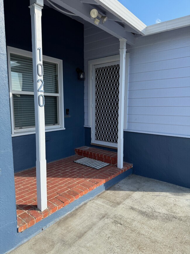 Building Photo - 1020 Highland Ave