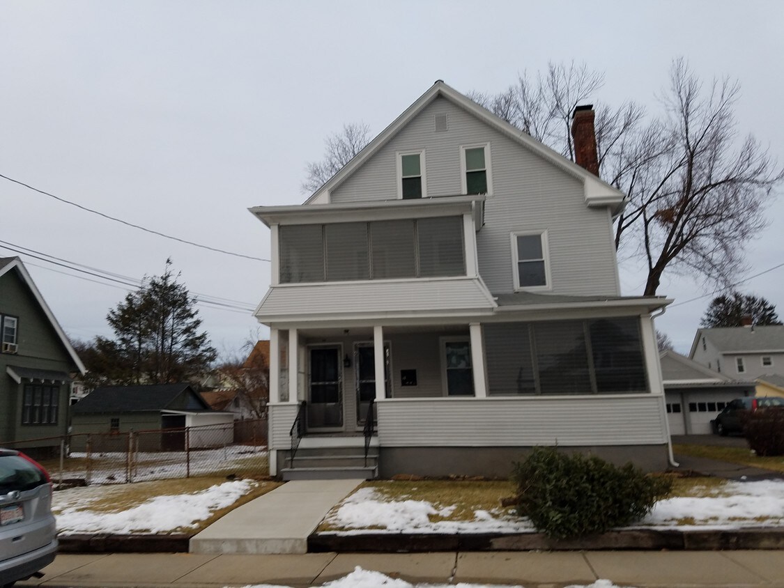 Primary Photo - 37-39 Florence Ave