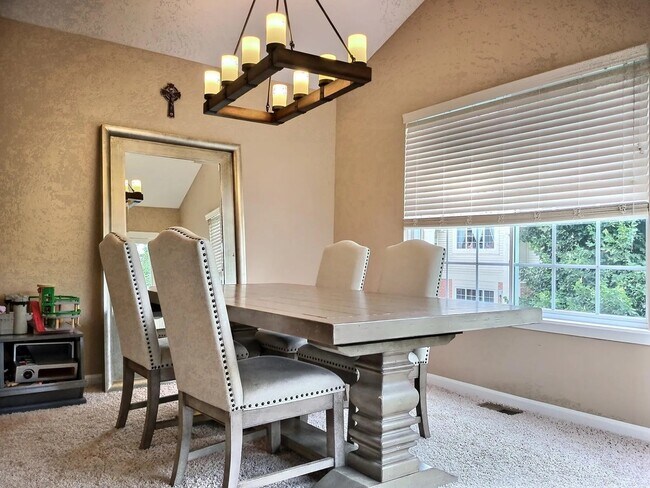 Building Photo - 557 Cary Woods Cir