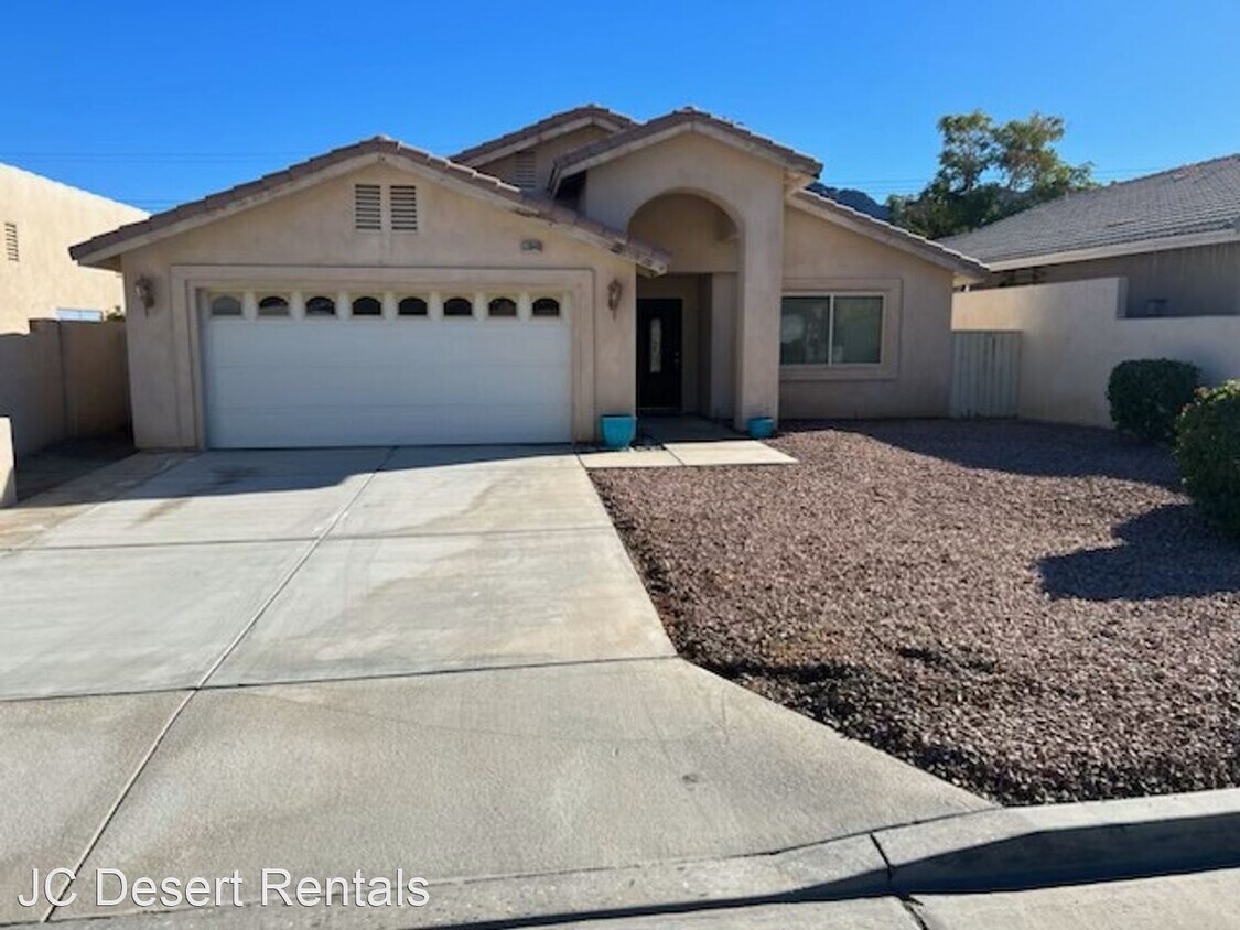 Primary Photo - 3 br, 2 bath House - 53040 Avenida Rubio