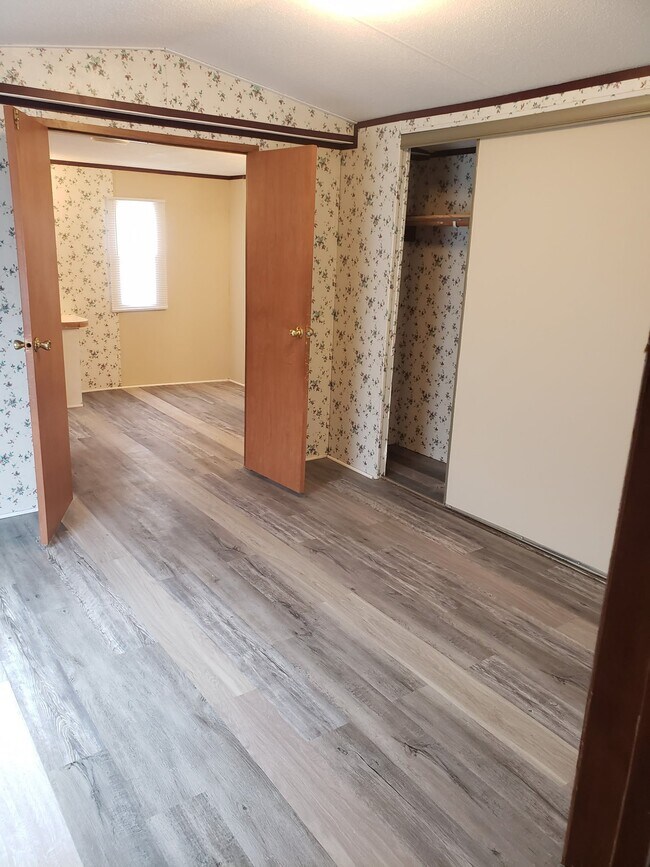 Foto del edificio - 97 Windsong Ln