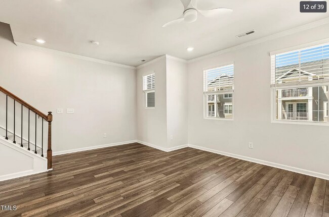 Building Photo - 5254 Beardall St