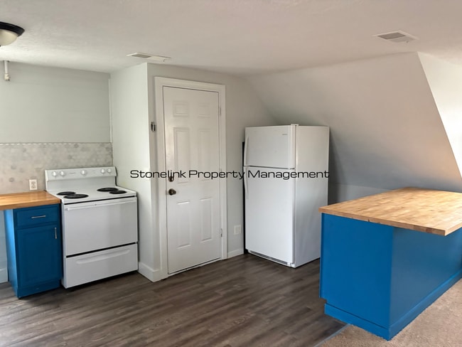 Photo - 37 Godfrey St Apartment