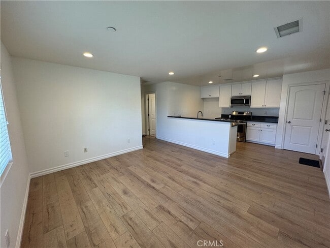 Foto del edificio - 2306 N Catalina St
