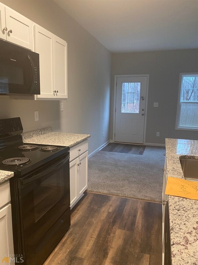 Building Photo - 538 Maggie Ln