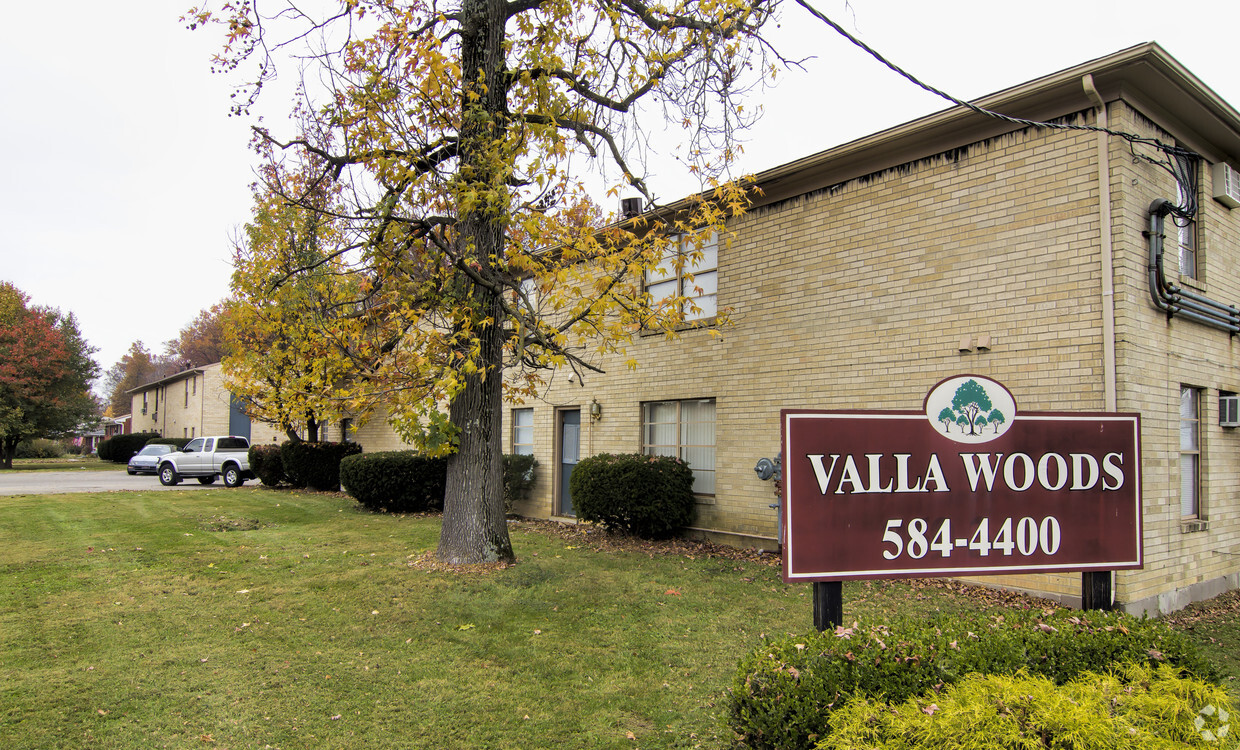 Primary Photo - 4700 Valla Rd