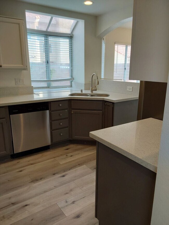 Foto del edificio - Beautiful 3 Bedroom Summerlin Home