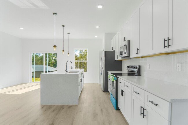 Foto del edificio - 2632 SW 162nd Street Rd