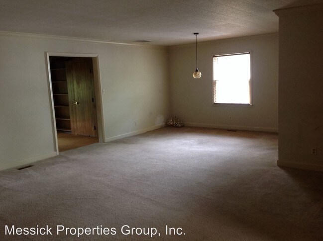 Building Photo - 2 br, 2 bath House - 2712 Waldorf Circle