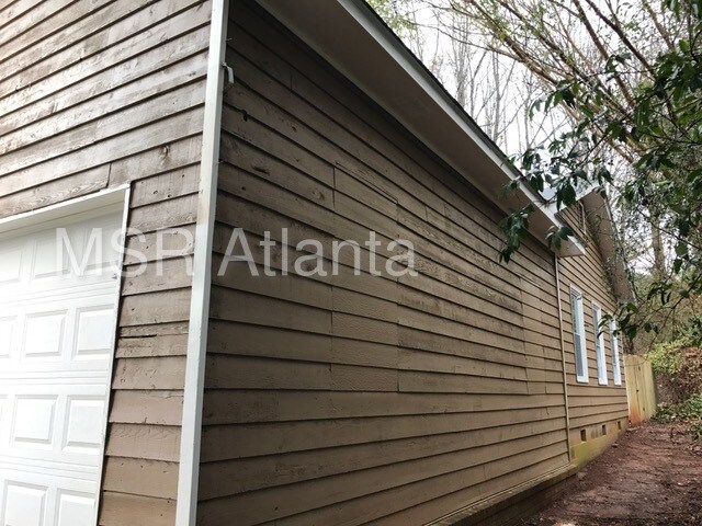 Building Photo - 4111 Wrexham Dr