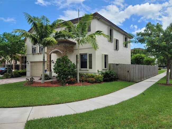 Building Photo - 11750 SW 233rd Ln