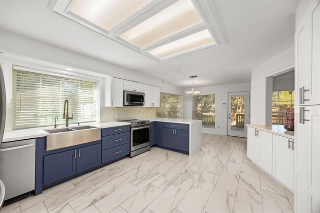 Building Photo - 4402 Chipping Ct