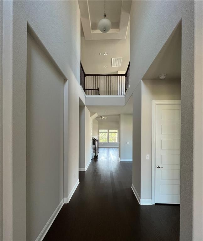 Building Photo - 703 Kingston Pl
