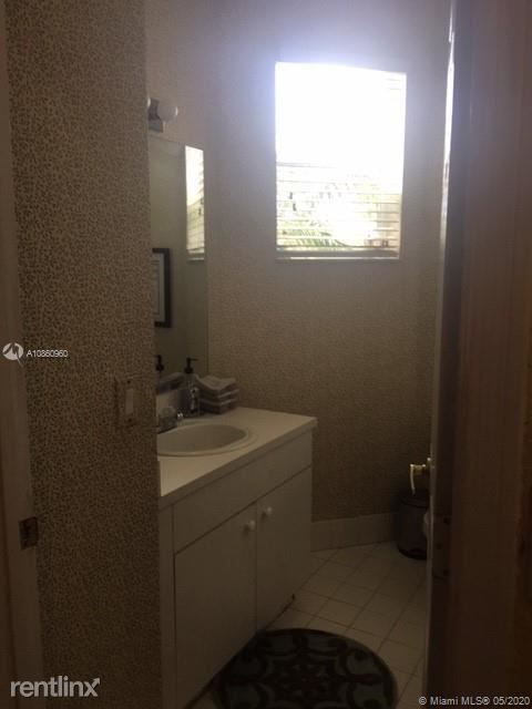 Foto del edificio - 3 br, 2.5 bath  - 801 NW 172nd Ave