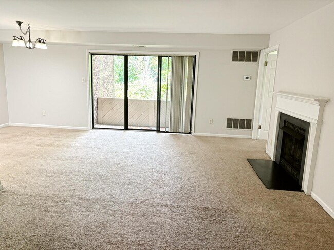 Foto del edificio - 805 Mountainview Dr