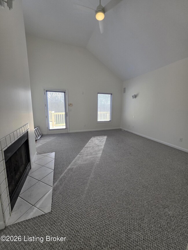 Building Photo - 2728 Taylorsville Rd