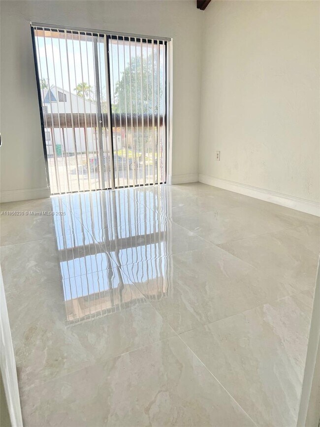 Foto del edificio - 15840 SW 90th Ct