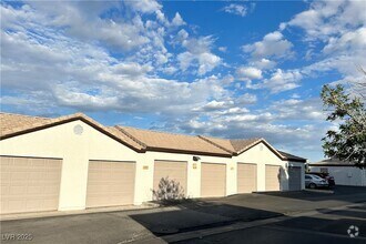 Building Photo - 7255 W Sunset Rd