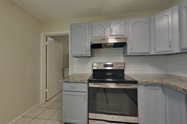 Building Photo - 24103 Palo Dura Dr