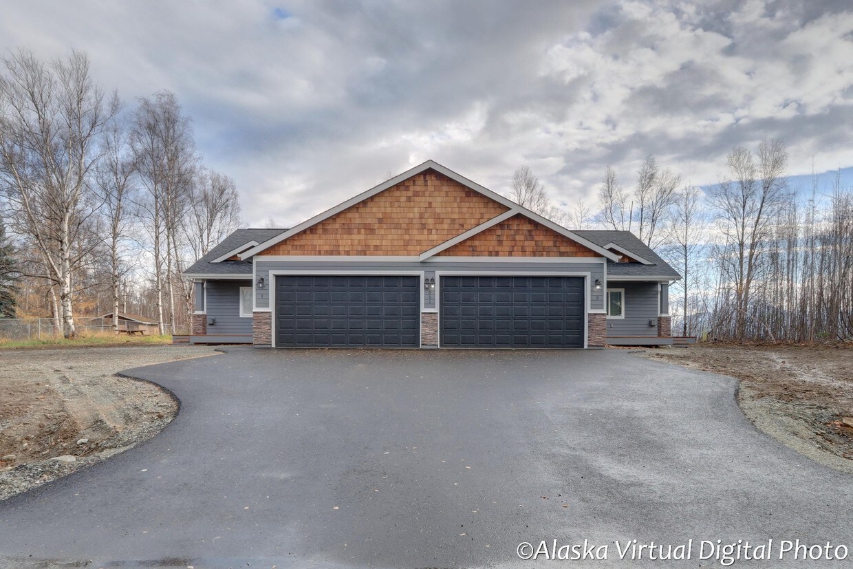 Foto principal - 551 W Holiday Dr