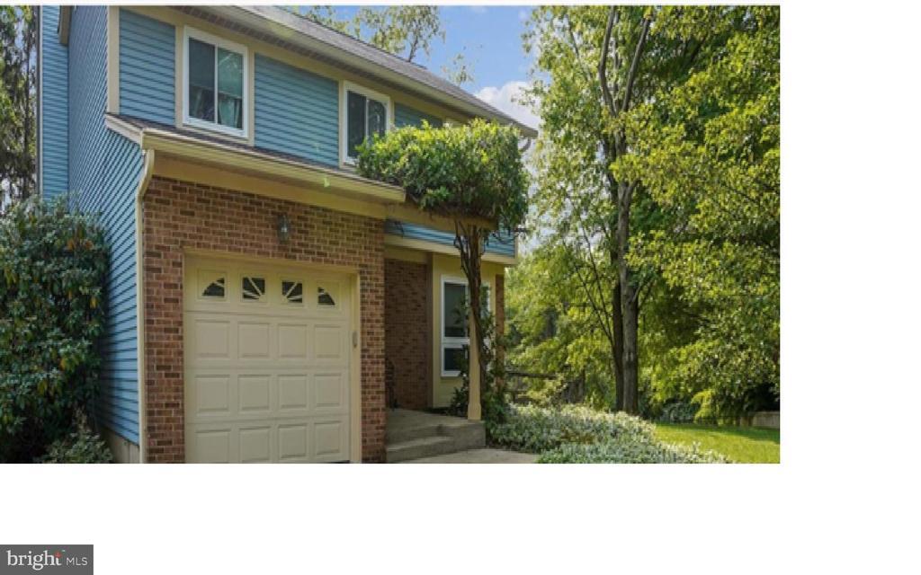Building Photo - 19076 McFarlin Dr