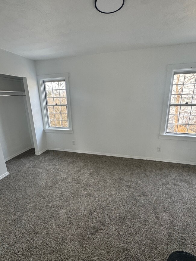 Photo - 1355 Drey St House