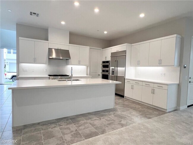 Foto del edificio - 4 br, 4 bath House - 141 Edna Pkwy